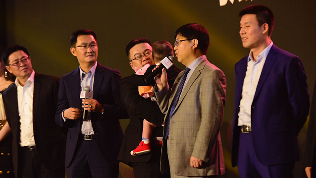 盛诺一家 捐助 患儿无痛穿刺计划