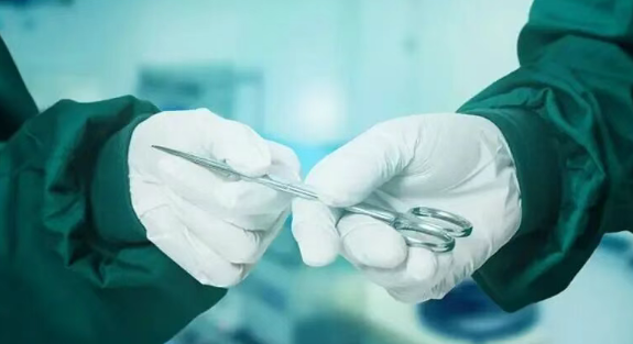 肿瘤患者别急着手术：先化疗还是先手术，可能决定你的治愈机会