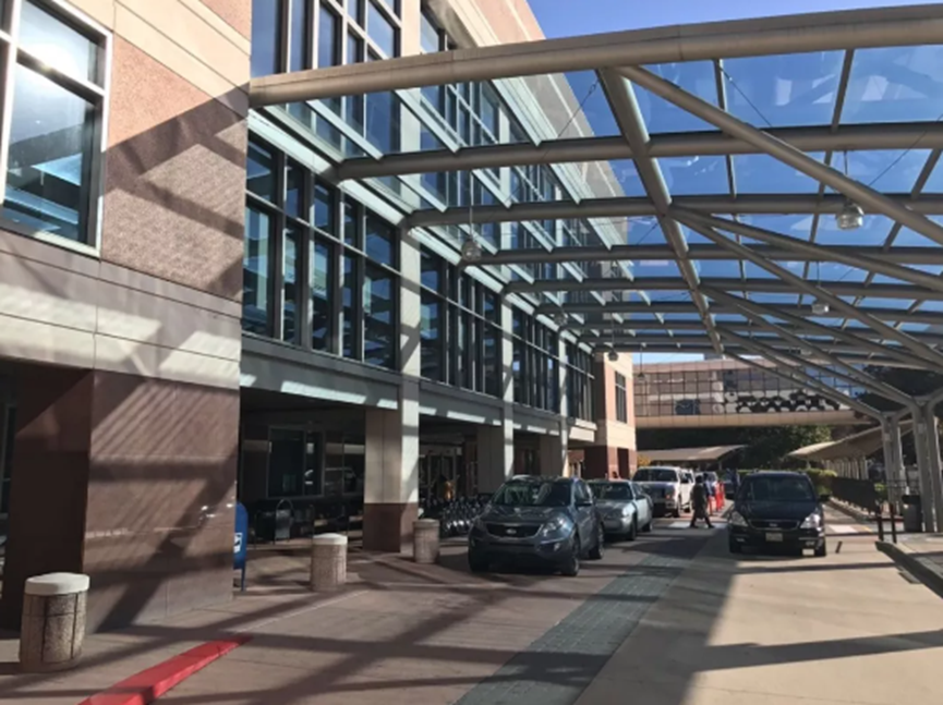 6.4厘米肺癌、无法手术、药物无效…他坐着轮椅赴美求生，7次试验疗法帮他 “逆天改命”，有望无瘤！