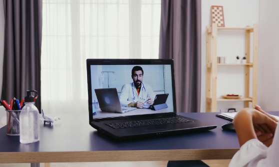 查出“乳腺癌肺转移”，治疗一年，结果全白做了？美国专家远程咨询帮她理清方案